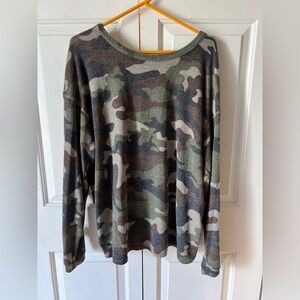 Women’s Camouflage Long Sleeve Shirt